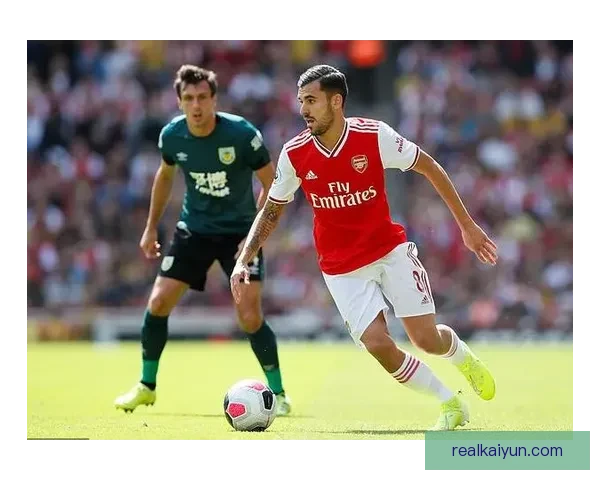 南美足球战术细节逐渐受到关注，技战术演变引发热议