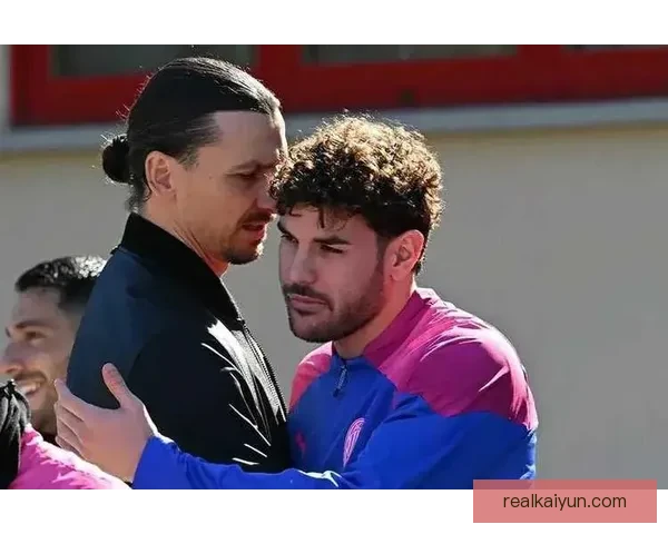 特奥边后卫标杆表现稳健，助力球队续写连胜佳绩