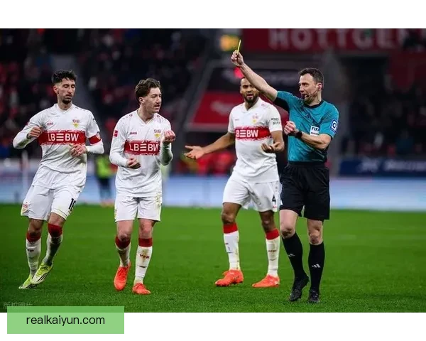 法兰克福本赛季防守数据表现稳健，失球数处于联赛中游水平