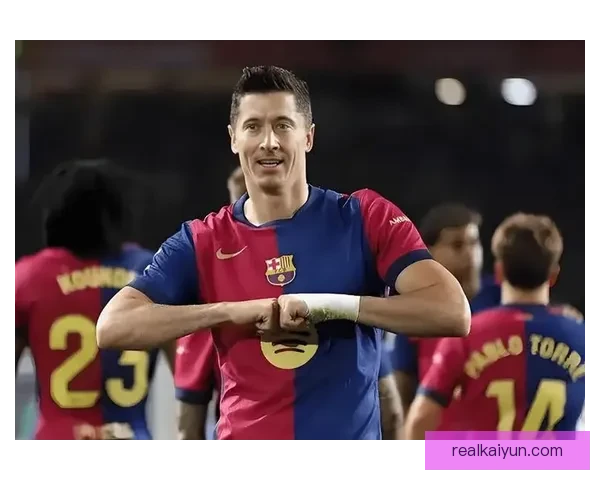 奥萨苏纳本赛季进攻数据表现稳健，射门效率与关键传球持续提升